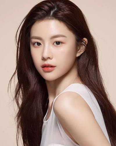 고윤정 용안
